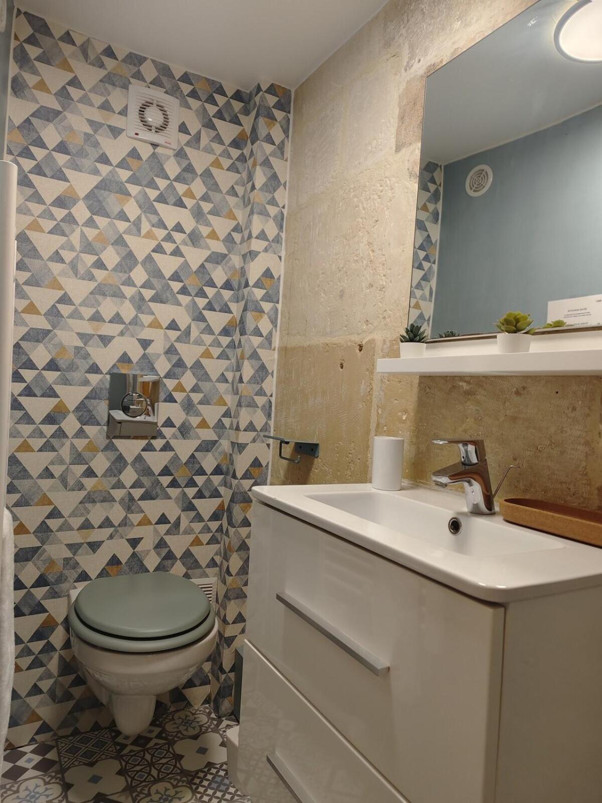 Studio Lumineux Et Fleuri Idealement Situe Appartement Caen Buitenkant foto